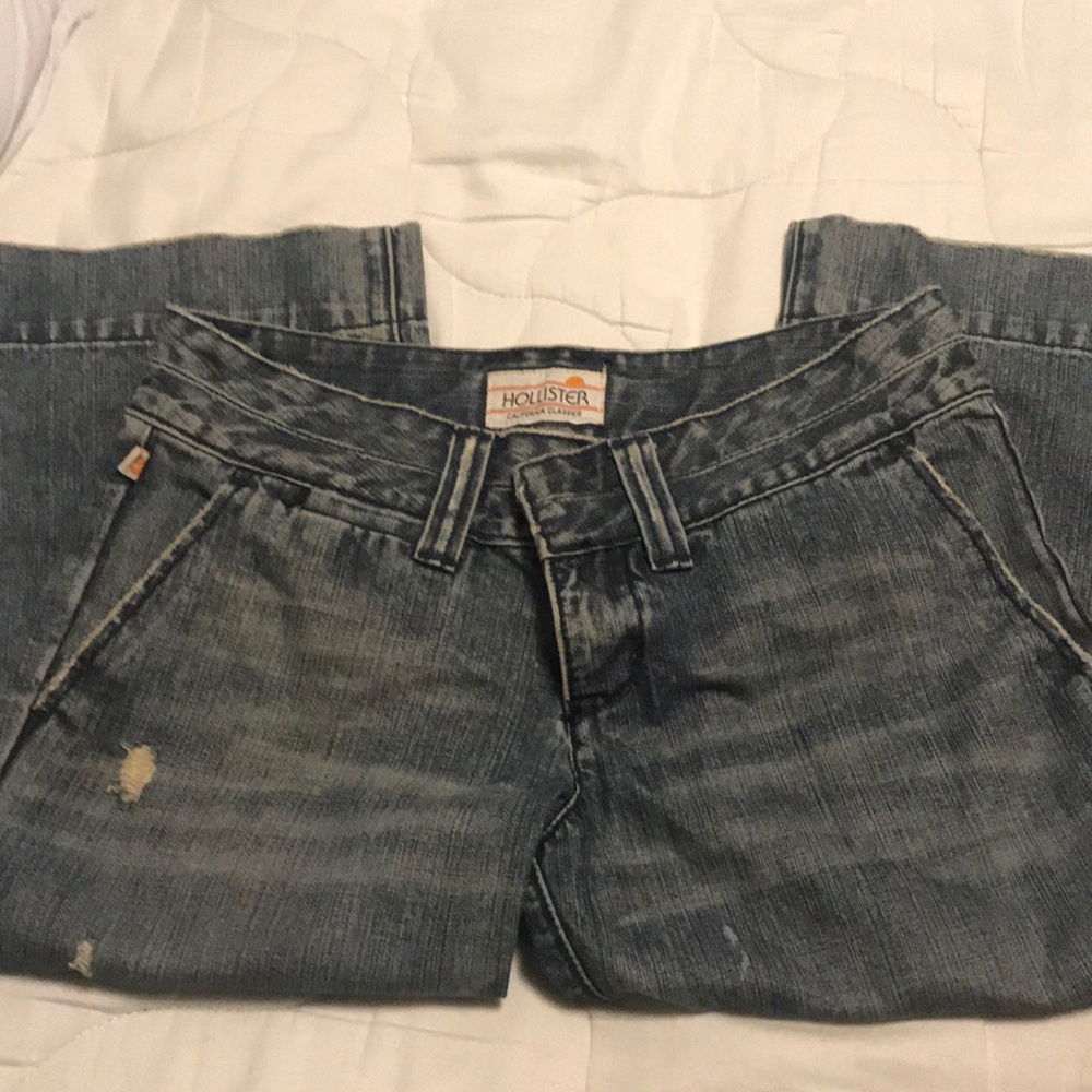 Hollister capris size 5